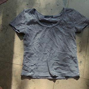 brandy melville striped tee navy and white